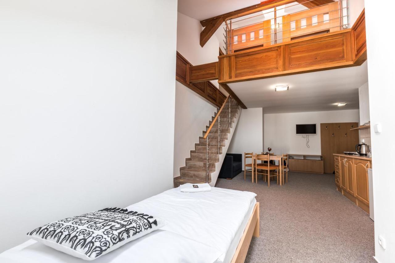 Pivovar A Grasel Apartment